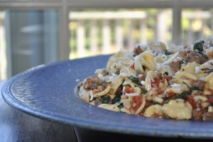 spinach, sausage, and white bean pasta