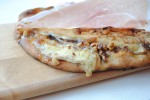 Brie pizza whole