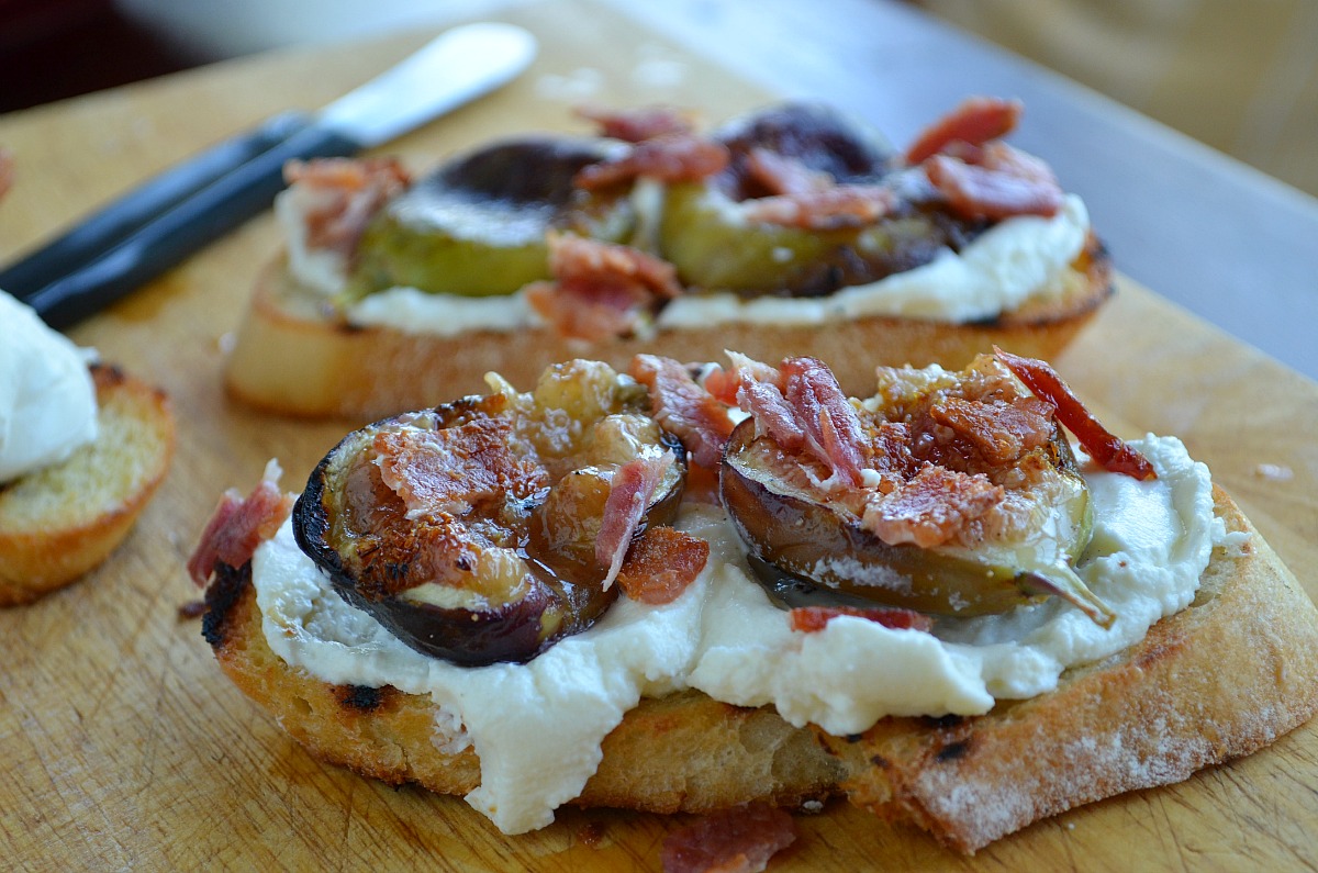 Fig Crostini With Bacon And Ricotta — Three Many Cooks