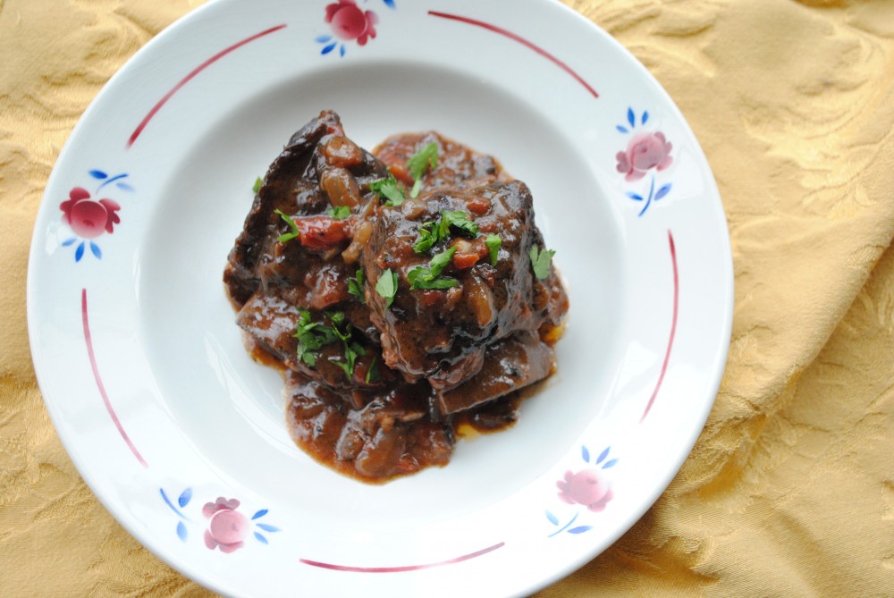 Can I cook your Braised Short Ribs on the stove top? — Three Many Cooks