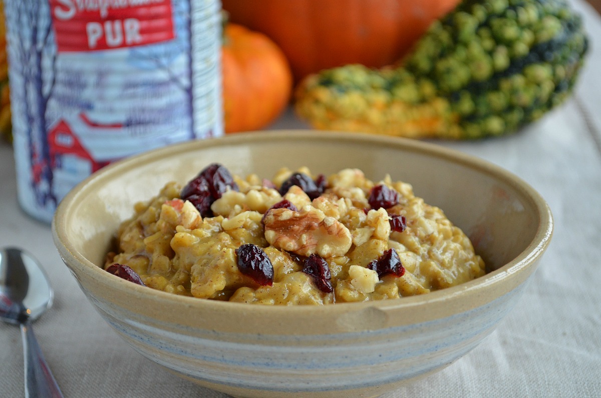 Pumpkin Oatmeal with Toasted Walnuts and Cranberries Pumpkin Oatmeal with Toasted Walnuts and Cranberries